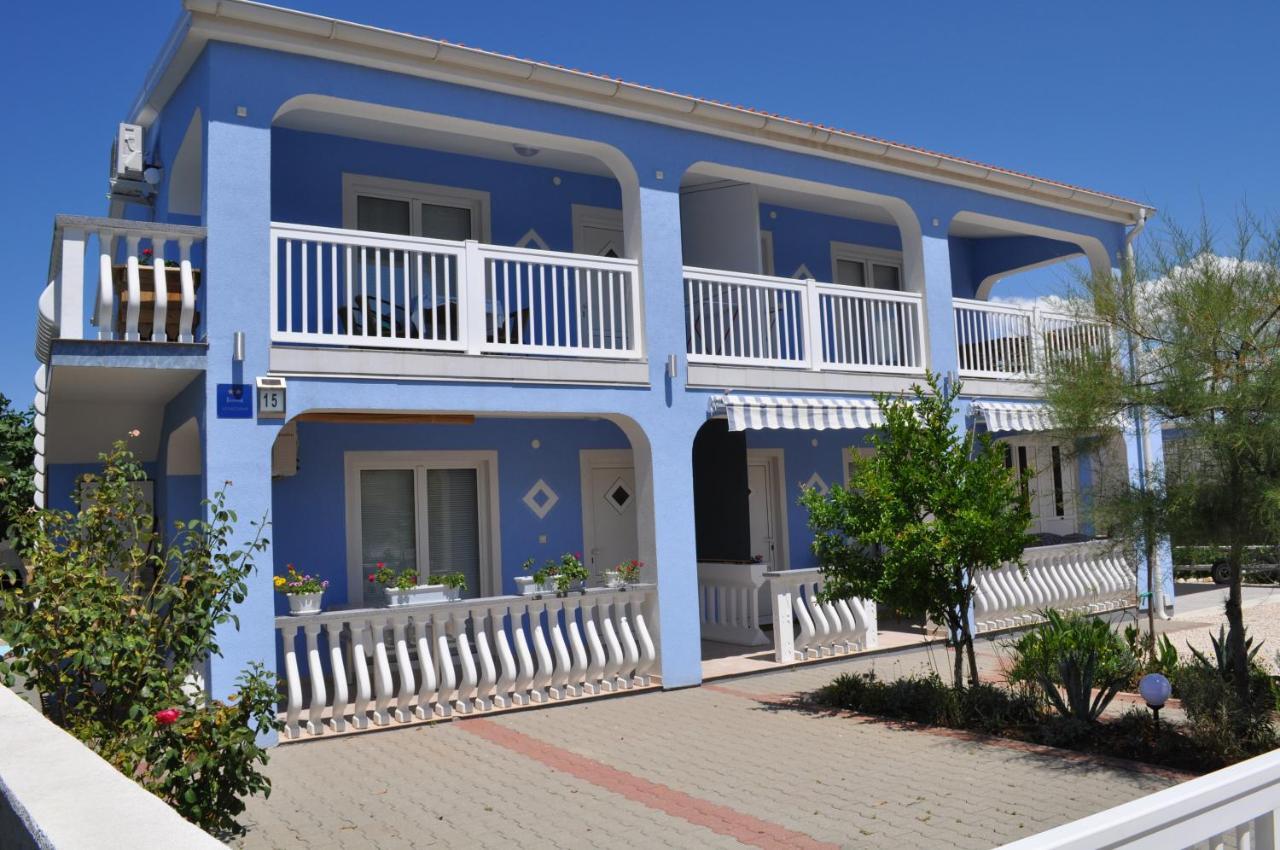 Marina Apartments Vir Exterior photo